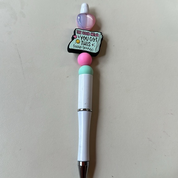 Beaded pen with black ink and refill: The good news: you got this (keep going) - Picture 3 of 5